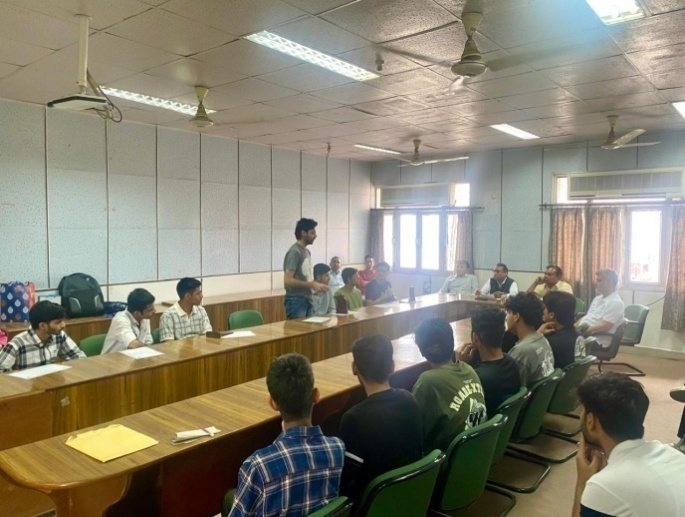 Interaction with students and faculty — Lecture